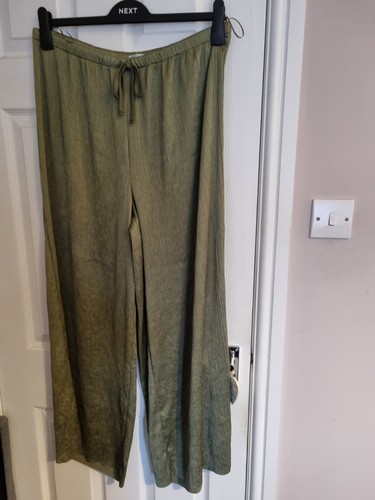 Ladies dunnes stores - bn,